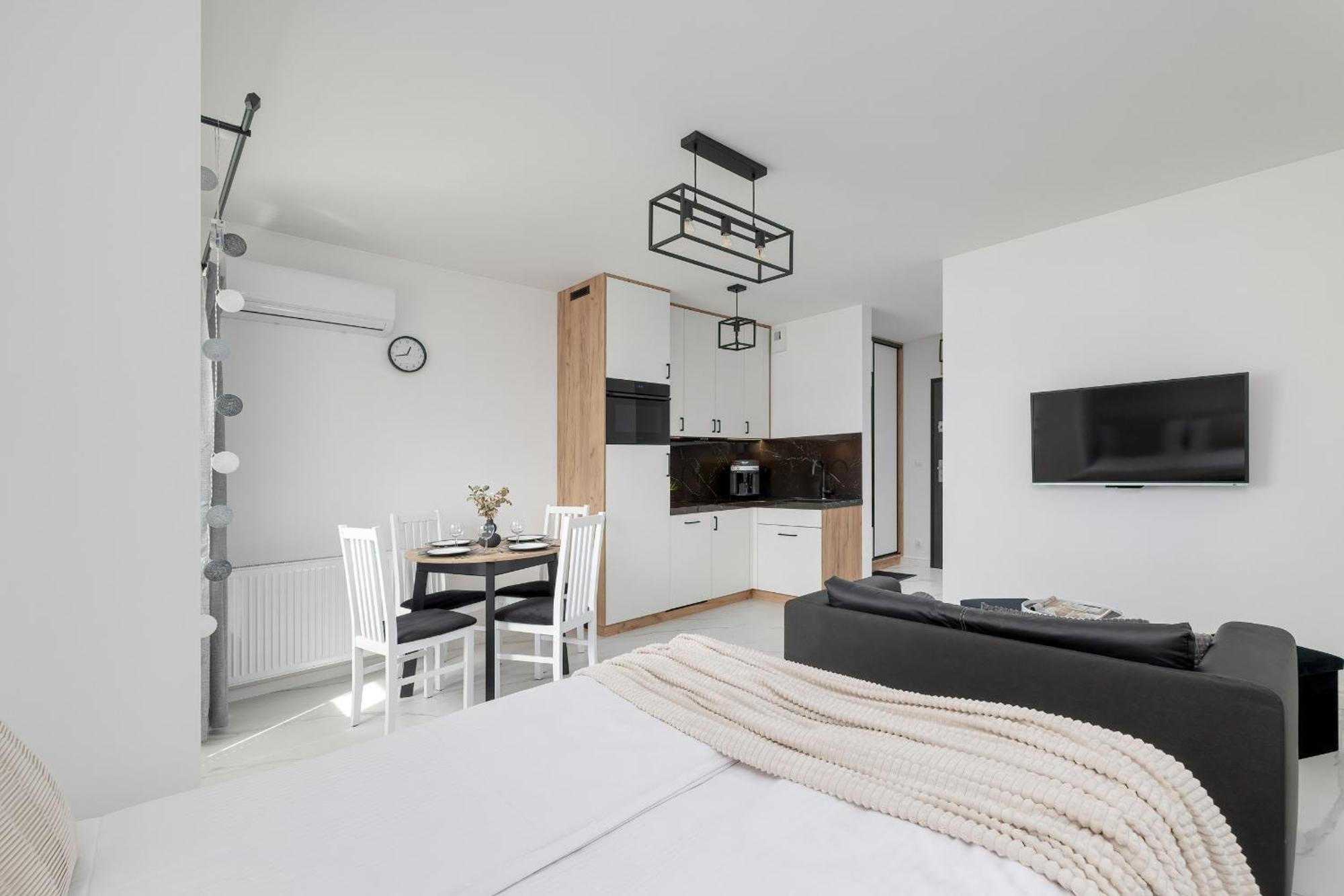 Plac Slowianski Apartments With Balcony Swinoujscie Center By Noclegi Renters Екстер'єр фото