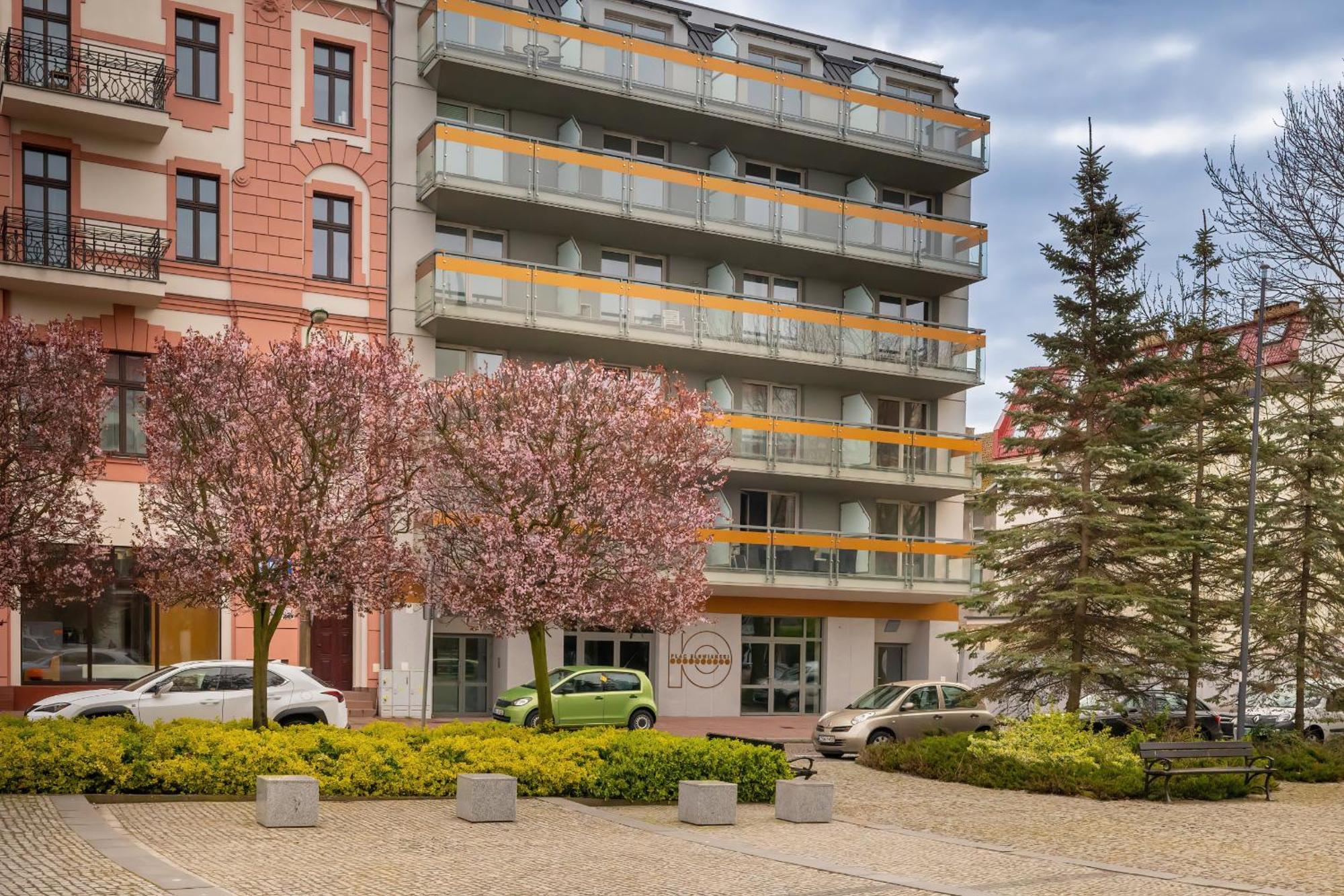Plac Slowianski Apartments With Balcony Swinoujscie Center By Noclegi Renters Екстер'єр фото